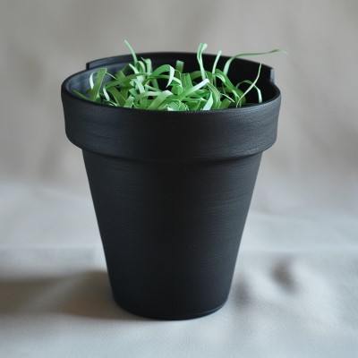 terra cotta pot of gold