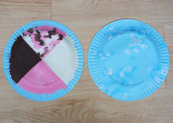 Colour changing ice cream paper plate craft