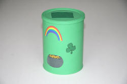 Attach the lid and decorate the can.